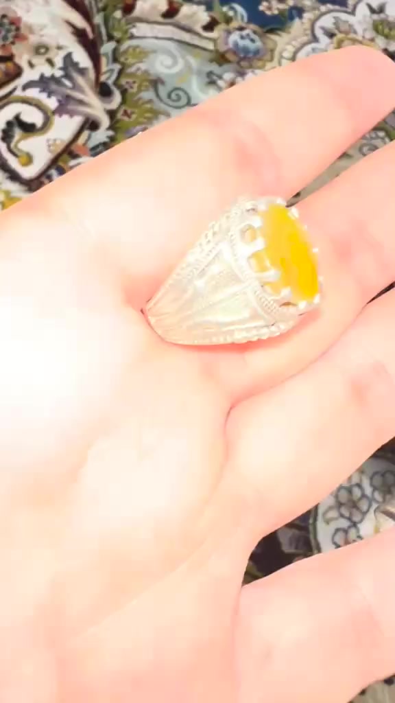 السلام عليكم 
محبسين فضه ٩٢٥ للبيع 
السعر ١٠٠ الف للمحبسين 
واذا عندك فضه مراوس تعال خاص


**إذا كنت صاحب هذا الإعلان وتريد حذفه لأي سبب، رجاءا أرسل رسالة إلى الدعم الفني**