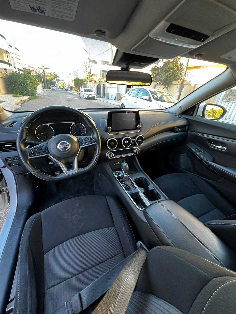 نيسان سێنترا 2023 SV
سەيارێكى خاوينە و ريكه
 (تەنها نيو بۆنيتى سبوغه ،
 ئيرباگى سوكان و شانى تەقيوه سيستەم كراوه )
 وەكو مواسةفات بەسمه ، شەغال
 ، تحديد سورعه ، حساسیى پشت و پێشى ،
 رادارى جاده 
گێرو مەكينەى بە شەرت 

سعر : لە کۆمێنت داوای بکە ڕاستەوخۆ بۆت دێت 🤖 

بەناوى خۆمه ،
 رسمی حادیثەکەشم داناوە ،

ژمارەی خاوەنەکەی 
***********
وەتس ئەپ و ڤایبەر 
***********
