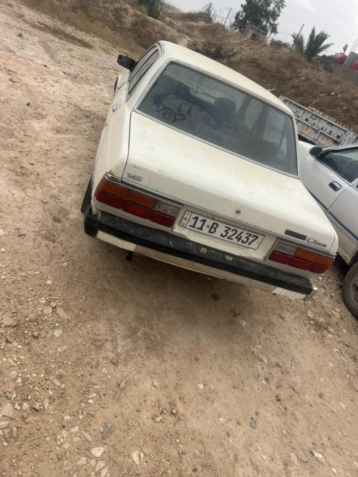 للبيع كراون ١٩٨١ سنويه جديده بسمي محرك بلادي سعر ٣٠ رقم الهاتف ***********

