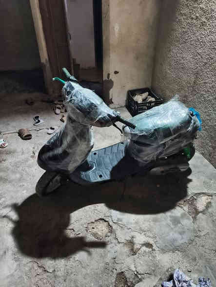 السلام عليكم بطه طافيه معرف شبيه للبيع سعر 150وبيه مجال في البصره***********
