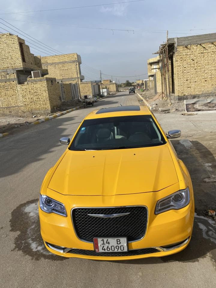 اوباما صفره موديل 17 معلايه 23 
سياره حلوه وجديده ترقيم جديد صار 6 اشهر 
سياره بيها ضرر جاملع امامي ايسر بدون دواخل وما بيها ايرباك سياره جاهزه رقم بصره سياره فئه c كشن تدفئه تبريد وخزن وضعيات قياده بنرواما 
للتواصل 
***********
***********
