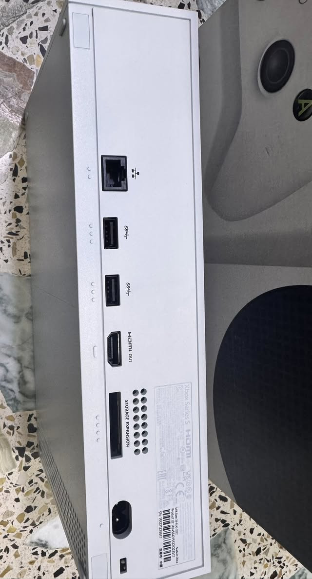 سيريس إس ذاكرة 512 لوك ستيكر ما مفتوح كامل ملحقات نضيف + يدات ثنين اصلية + بطاريات ثنين+كيبل إنترنيت 10 متر 
السعر 370 بي مجال
المكان بغداد مدينة الصدر


**إذا كنت صاحب هذا الإعلان وتريد حذفه لأي سبب، رجاءا أرسل رسالة إلى الدعم الفني**