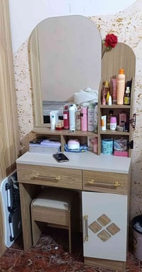 ميز مرايه • طاولة مرايا • ميز زينة • طاولة زينة • مرايا