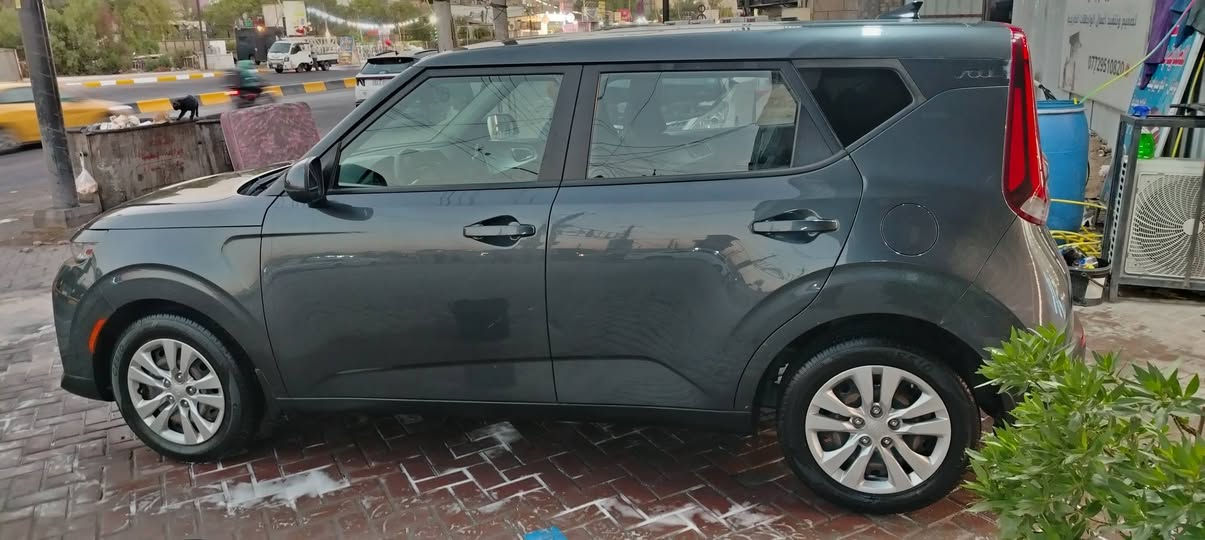 صول ٢٠٢٠ رقم بغداد بسمي مكينة ٢٠٠٠ دوش ماشية ٤٤ كير مكينة تبريد مكفولة السيارة حادثهة خفيف السعر ١٣٢ وبيها مجال بسيط رقمي ***********
