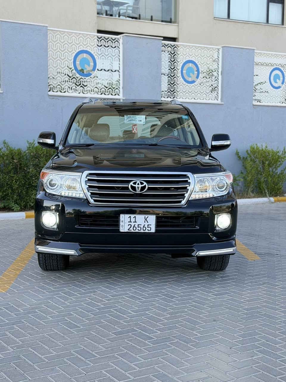 سلام عليكم  🖐️
للبيع.  لاندكروز  . 
السعر.   370 
مديل.    2015 
رقم .    بغداد جديد 
مواصفات. 👇
 /بصمة تشغيل 
/بصمة ابواب  
/تشغيل عن بعد 
/ فتحة سقف
/تحكم ستيرن
/ شاشة جبيرة
/ كامرة خلفية 
/تبريد 3قطع 
/كشنات جلب 
/كشنات كهرباء 
/منضومة لايت زنون 
/الد دعامية امامي زنون 
/ مري شفط 
/ اربع جامات اوتو تصعيد
/اشاير بل مري 
/سبايدر خلفي الد 
/نضام  فور ويل 
/تخم تاير دلوب جديد 
سيارة مكفولة من صبغ فقط بارع بل جاملغ الخلفي بداير شوية وتعديل BDR مكان زغير 
هزة وتحويل جديد  
مكان بغداد البياع سريع حي العامل  ***********
