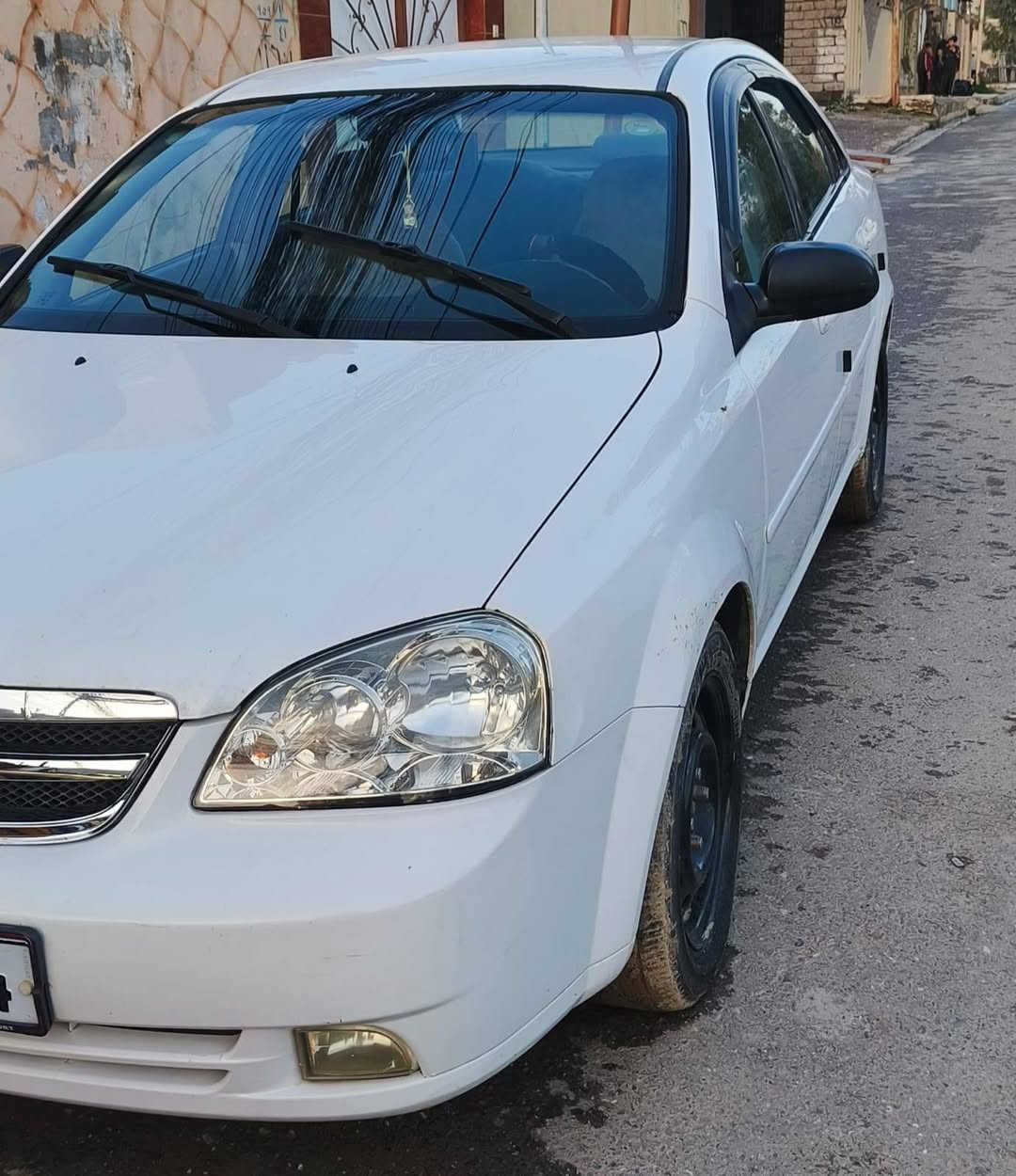 2005 موسسة بدون ضرر بدون صبغ بدون حادث كير عادي محرك وكير شرط هزه جديده ) ***********
