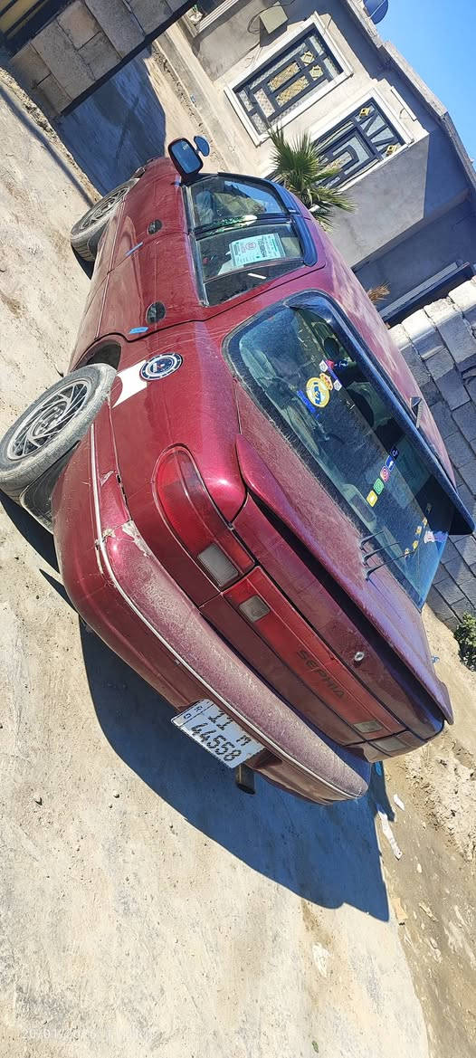 السلام عليكم سيفيا 93 اوتماتيك بغداد شرط محرك وكير وتحويل مباشر والباقي كدام العين للبيع او مراوس 
السعر 35 وبيه مجال للشراي مكاني سامراء 
الاتصال ***********
