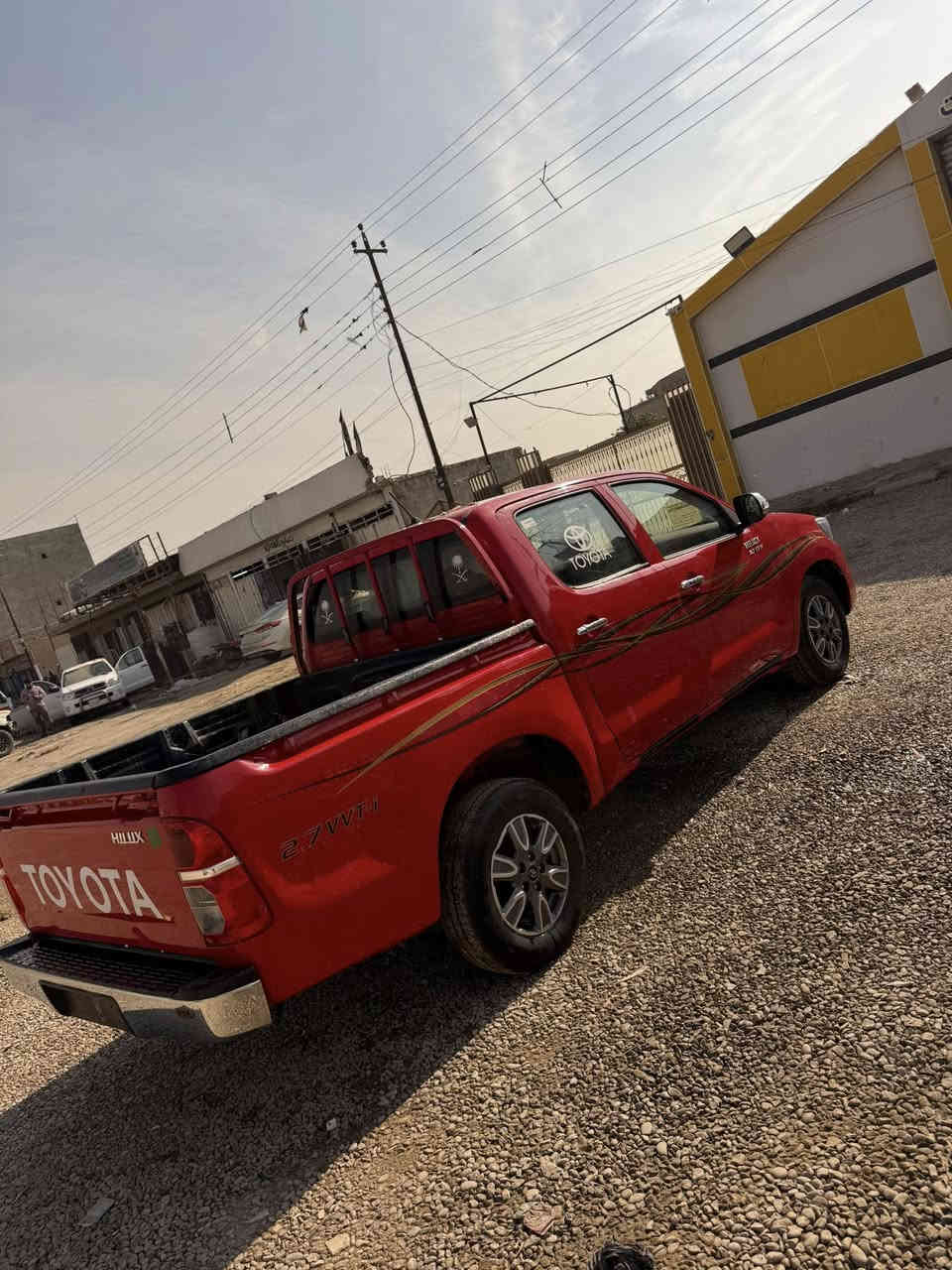 للبيع بيكم هايلوكس 2014رقم صلاح دين دولي سعر 155$ورقه 
بيه صبغ حزام  مكاني بغداد *********** مكاني بغداد
