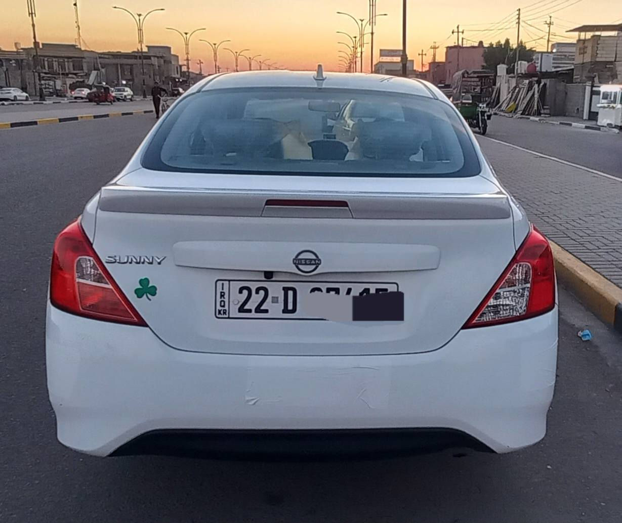 مرحبا شباب نيسان سني هندي موديل 24
بيهه بارد بل مدكر الامامي الأيمن  ماشيه ٤٠ رقم اربيل بسم الشركة جاهزه من كلشي *********** السعر126 مجالهه كلش قليل
