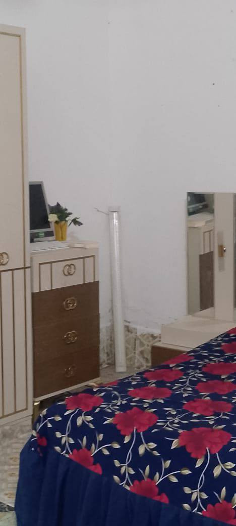 السلام عليكم غرفه تركيه 10قطع نضيفه سعره مليون مكانهه كرمة علي ***********
