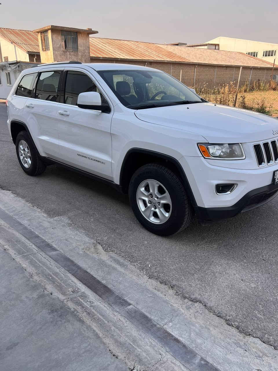 جيب كراند شيروكي مصفات لاريدو موديل 16كلين تايتل كير مكينه شرت مامفتوح ماشي 127مايل موكان أربيل سنويه جديد (***********)
