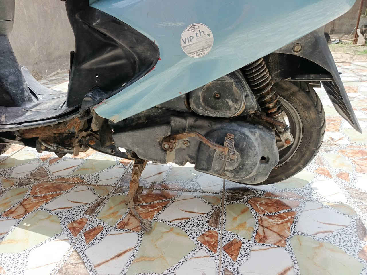 للبيع كلشي شغال سلف لايت هورن ابريكات عوزهه ترتيب مكينتهه تشتغل مابيهه شي بس مستحقه تجفيت اب ٢٠٠ سوادهه حلو ***********
