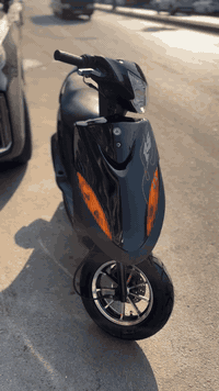 سلام عليكم دراجه ماكس عدله للبيع الدراجه خير من الله ما بيها اي نقص السعر ٦٥٠ وبيها مجال  الرقم ***********
