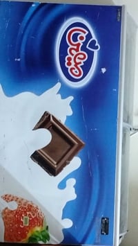 للبيع عارضة بطحية نظيفة ما رايحة تصليح ابد موجودة ابغداد 07745999445