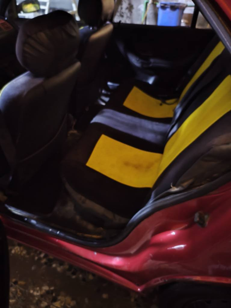 السلام عليكم سياره بيجو فرنسي كير ومكينه كورلا بيكاتشو VVT-i المرغوب رقم بصره انجليزي ستوا صادره بعدها هزه جديده يعني من تحول ماتكلفك تحويل ثاني يوم جامعه اماميه وخلفيه جدد تايرات جدد بطانه جديده سعرها 32 رقم الهاتف *********** البصرة, العراق
