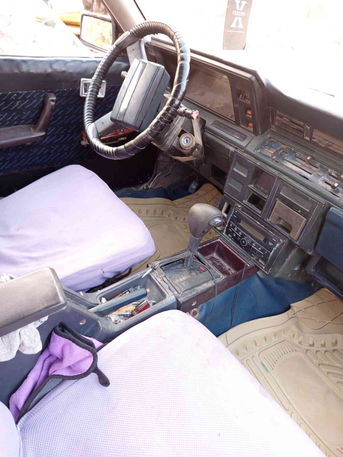 سوبر84 جاهزه من كلشي كير ومحرك ثنين ونص كهربائيات كلها شغاله حداديه تايرات مسجل سمعات دواخل حلوه رقم ذي قار مشروع وطني سنويتها 2028 مكان السياره الكوت مركز المدينه السعر 35 وبيها مجال الأتصال على *********** @إشارة
