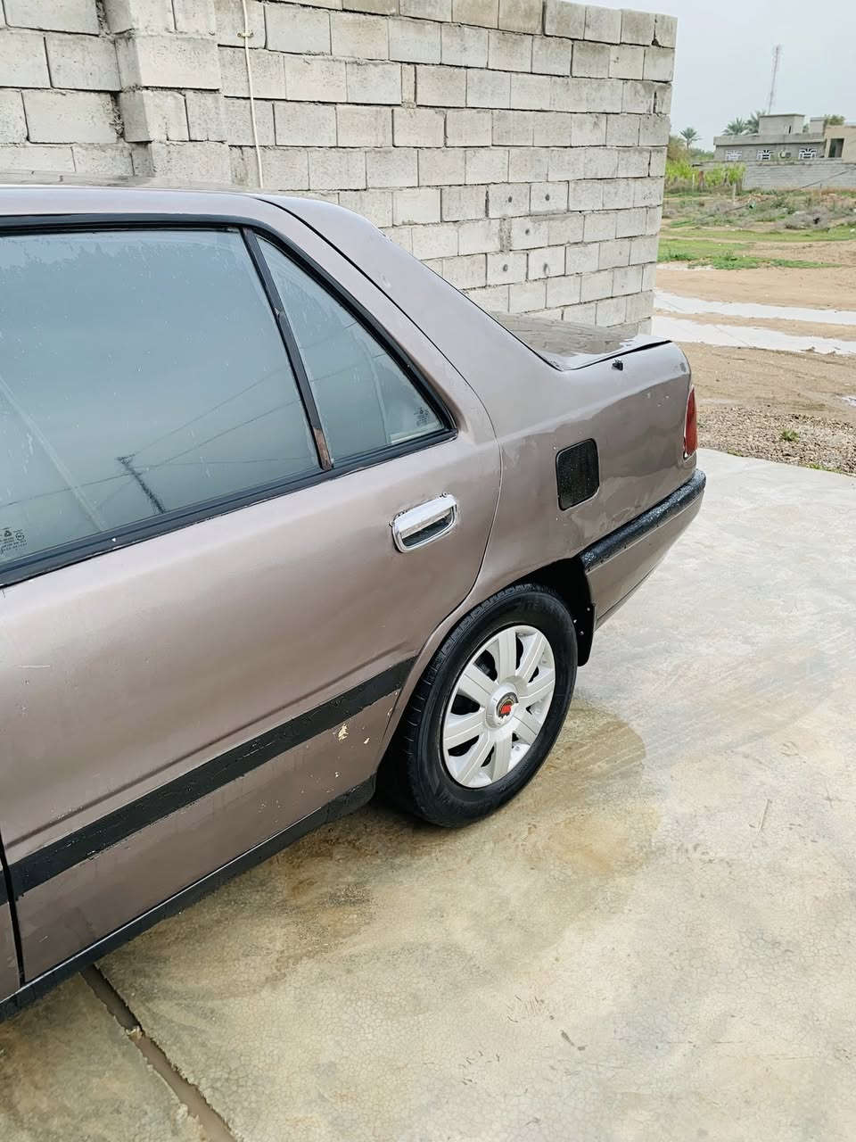 السلام عليكم للبيع سوناتا موديل 1992 رقم كركوك  الماني سنويه عضم عاج. منتهيه من ال2024 
مشروع وطني شرط التحويل مباشر 
اعتذر عن الااقساط والوعده 

كير عادي الكير بي النمره ال 5️⃣ مرات تجي ومرات ماتجي يعني بس تتبدل الصفره مال الكير اتكلف 75  الف فقط غير هذا مابيها والكير كلشي مابي شرط 

 محرك شرط مال كصه محرك 1800نشاط فول ✈️
صدر امامي خلفي جديد 🆕 
تخم تاير جديد 🆕 
غرفه جديده 🆕 
باور ومشط استيرن جديد
كهربائيات كلها شغاله 
كيج حماوه شغال
كيج بانزين شغال
جام كهرباء شغال 
رون شغال 
مسجل شغال 
ماسحات شغاله 
اناره داخليه كلها شغاله 
باور ومشط استيرن جديد
لايت عالي ناصي  بك لايت 

سياره جاهز وناعمه ماتسمع صوت 
بدون مصرف 🏦 والكشر مصبوغ ونضيف بدون اخياس 

السعر مناسب 16  وبيها مجال 

مكان السياره 
صلاح الدين 
الضلوعيه 

االاتصال ***********
