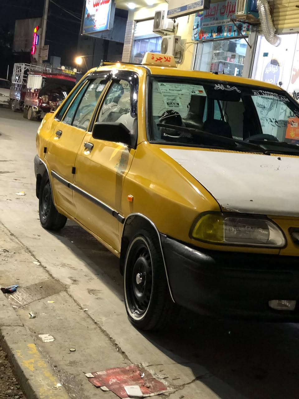 السلام عليكم سايبا للبيع موديل 2009 رقم بغداد مشروع وطني صاحبها الشرعي موجود شرط الوكاله والتحويل كابون بانزين بيها مكينه وكير خير من الله باتري جديد جامات كهرب تدفئه نار تبريد عايزو قايش بس 

السعر 25 وبيها مجال

رقم الهاتف (***********) بي واتساب
