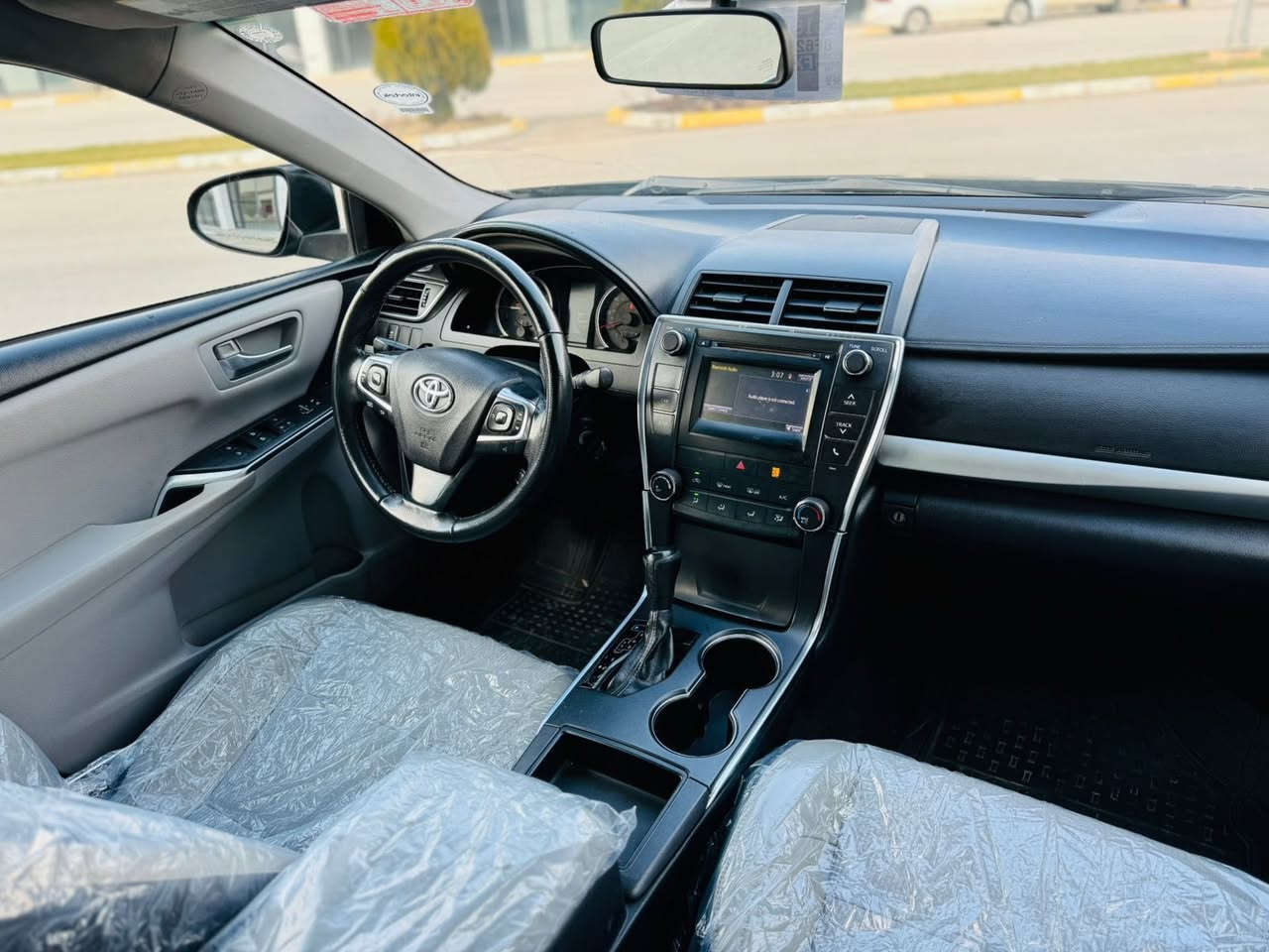 ‏TOYOTA CAMRY 2017 SE
کامرى مؤديل 2017  SE 
ره نگى ڕەشی قەتران
گير و مه كينه ى به شه رتى يه ك مانگ نه كراوه ته وه
سه وت و سه رف و خه له لى نييه به شه رت
(( سێ پارچه ی بۆیاخە)) 
 
مواسفات
( - شاشه - كاميرا - كوشن كاره باى - ويل كه پ - ناو كريمى  - ڤؤليؤم - تحديد سورعه )
چوارتايه و ويلى لؤكى له ژيرداييه
سه نه وى و ره قه مى تازه يه 
::: گير و مه كينه و كاره باى  و هه موو گيانى به شه رت :::
ژ.4t1bf1fk0hu768891

شوين: سليمانى
سعر:١٣٦$
مؤبايل: ***********
             ***********
