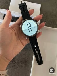 ساعة ذكية • سير سيلكون • سير حديد