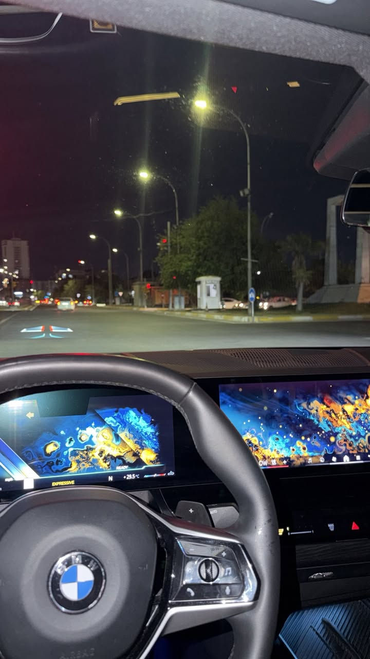 بي ام لكجري 2025 كلين ماشية 30 مايل رقم اربيل مكاني البصرة للاستفسار الاتصال ***********
