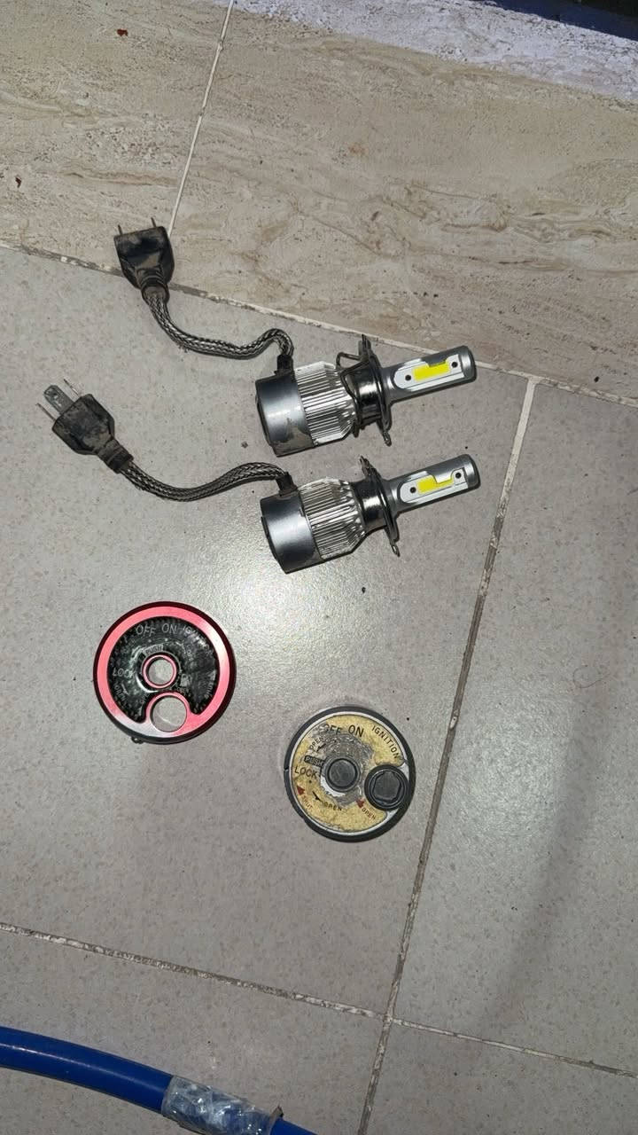 ‏أغراض￼ ‏غراب والدراجات***********

