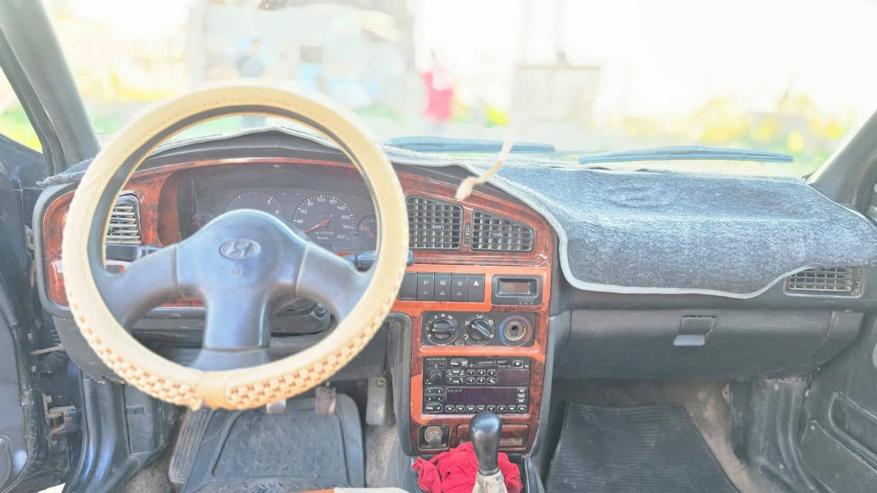 السلام عليكم النترة دمعة موديل 1994 كير عادي
كير محرك صدر كهربائيات كلهة تمام
سيارة جاهزة ترايهة كلش حلو ناعمة
مصبوغة عام للجمالية بدون أي ضربة وا كص
سنوية لل 2026 تحويل مباشر
السعر 31 وبيهة مجال للشراي
مكاني بعقوبة كاطون الرازي قرب جامع أسماء الله الحسنى
***********
