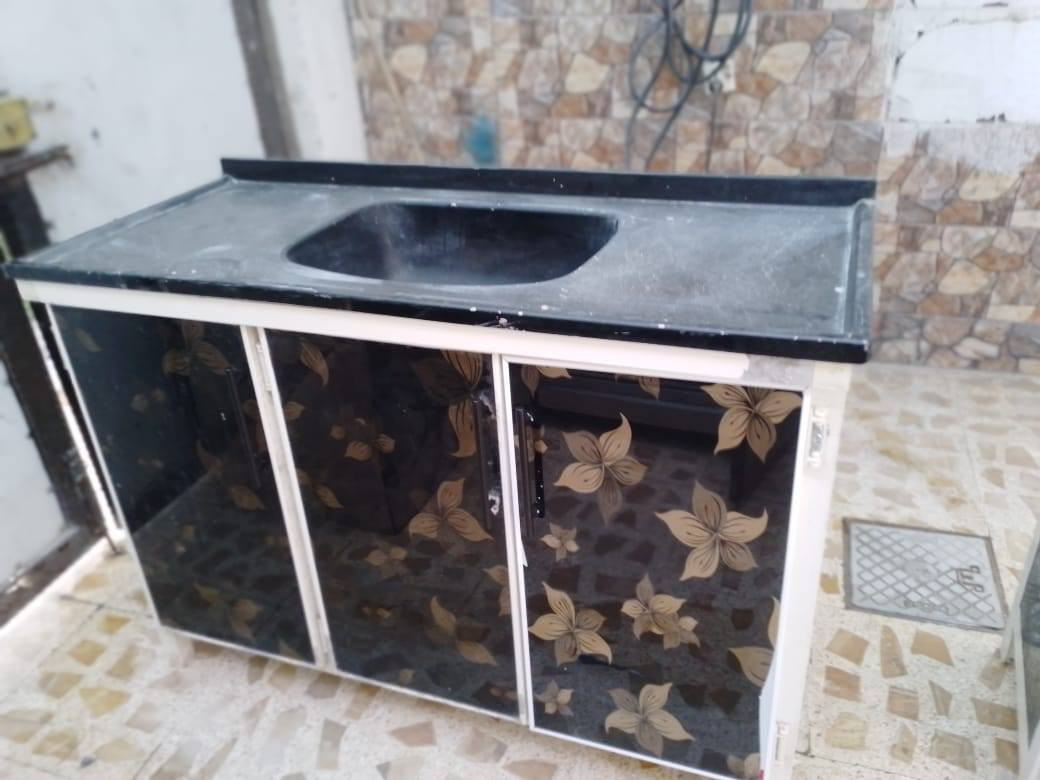 كاونتر مترين ابو نزال وسنك متر وثلاثين سم كلش نظيف ابو السله استعمال بسيط اخو الجديد سعر310


**إذا كنت صاحب هذا الإعلان وتريد حذفه لأي سبب، رجاءا أرسل رسالة إلى الدعم الفني**