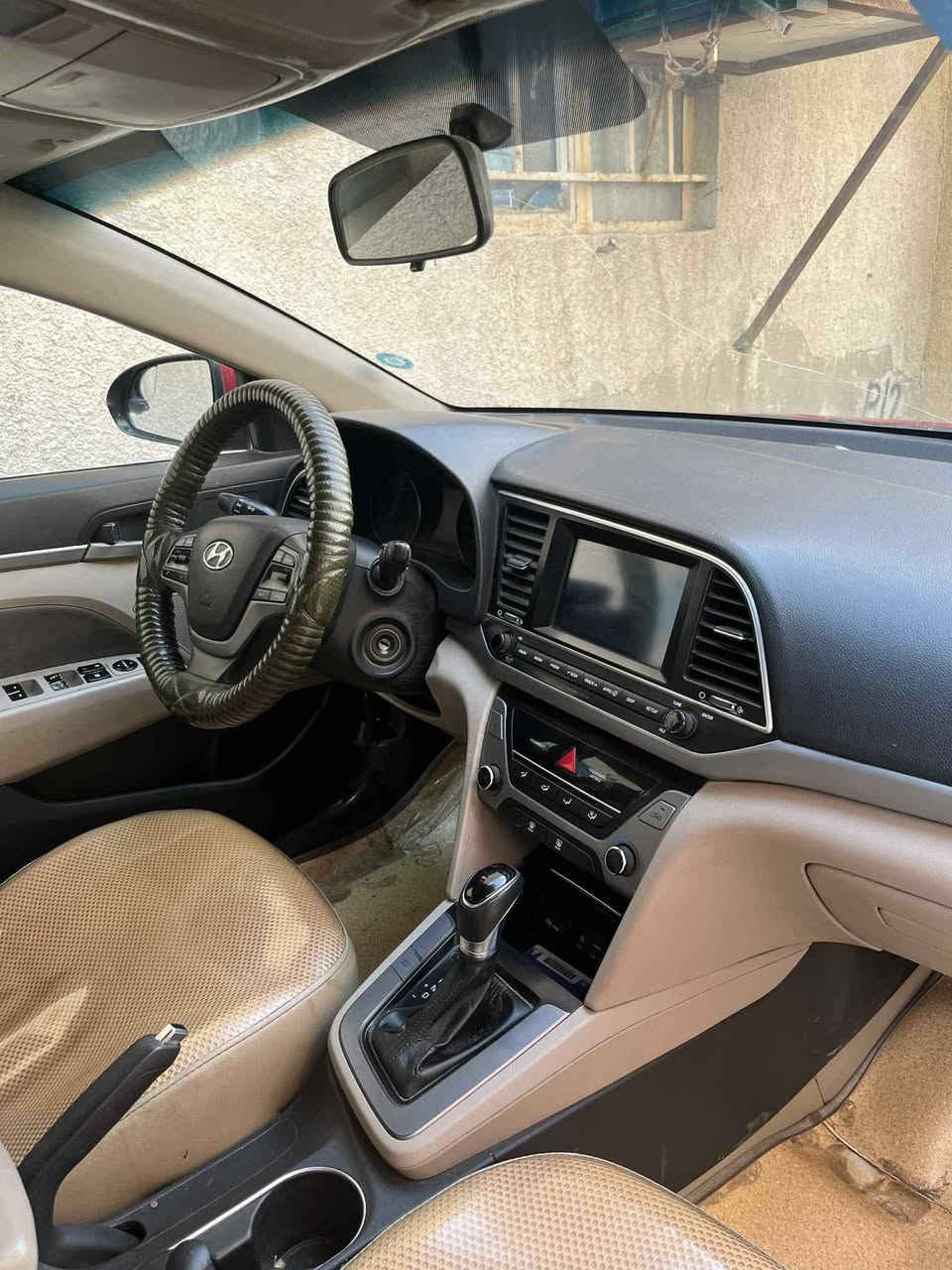 مرحبا النترا 2017 رقم انكليزي بغداد باسمي كير محرك تمام 
السياره هاي صورها وهذا السونار وهذا رقم ***********
بغداد
