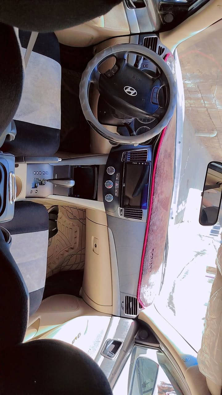 سوناتا 2010 وارد
سياره رقم شمالي بسمي
كير ومكينه بل باكيت 
صدر أمامي خلفي جديد
فيتبم وقاعده جديد
بلكات نوزلات حساسات 
كله جديد
باتري جديد تبريد ثلج ❄
سياره عليهه ادامه كامله
بيها اربع قطع صبغ اثر جراد 
ابيعلك حزام سياره استخدام شخصي سعرها  102
 وبيهه مجال بصيط
اتصل وتدلل ***********
