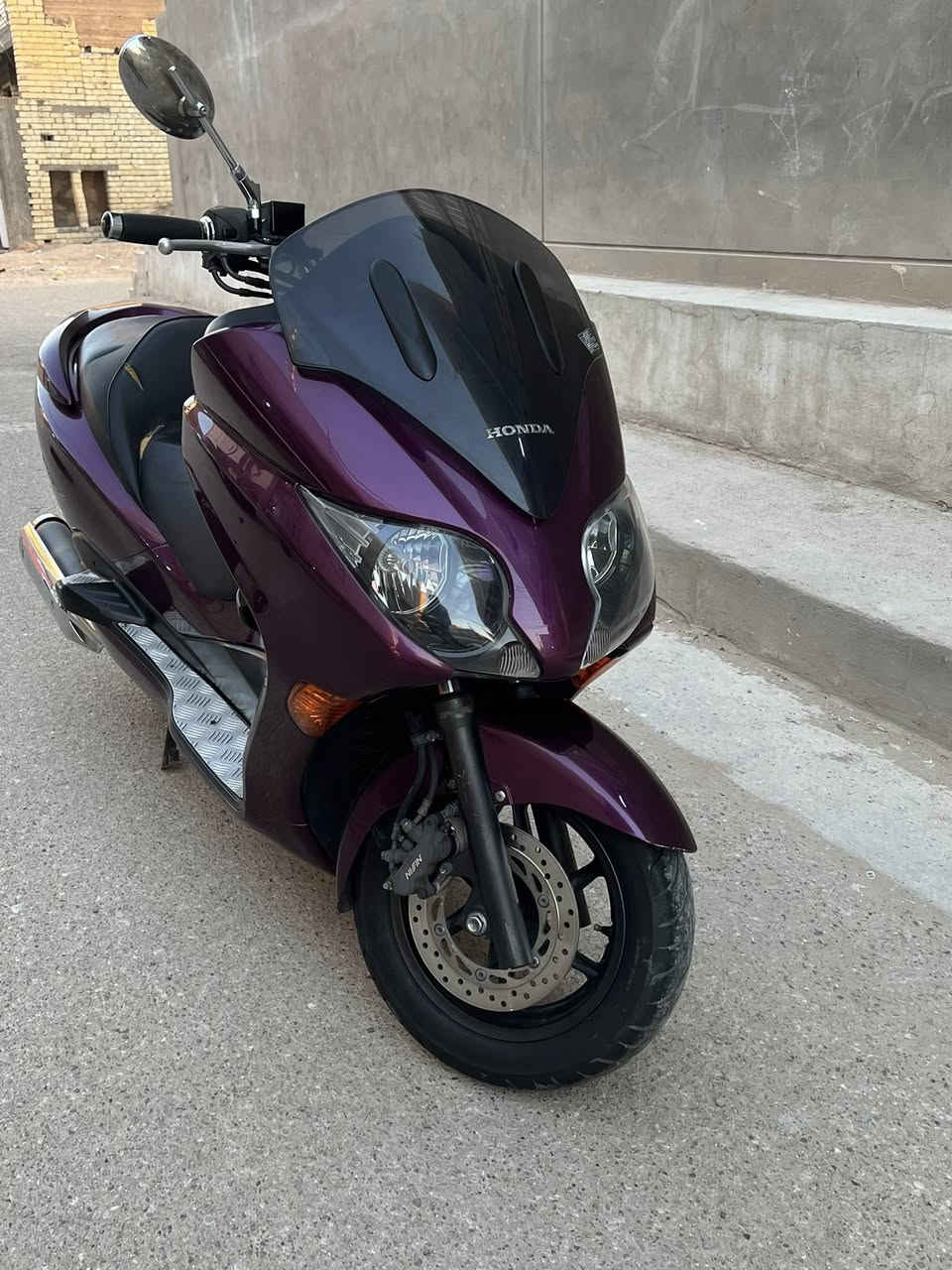 #تـــحفــه_فــنـيـه #رمبه_وكاله #زيرو
ياالله فورزه MF صفر 10 ماركه (D) جديده لوك  وكاله شركه زيرو ماشيه21 الف نظافة 💯بل 💯  لون مميز كرزي 🍒المواصفات 
7 كير 4 تحويلات 
نظام سبورت +اوتمواتيك 
بصمات عدد 2
سويج طوارئ عدد 2
سايد بريك +كلوب جنطه 
ستاند حساس 
المسافه المقطوعه 21 الف زيرو
الدراجه بحاله الوكاله بعدهه الجناي يتصل ويدلل مكاني بغداد   رقم 📱 ***********
