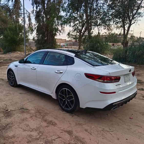 كيا اوبتيما 2020 

المنشأ : كيا
السنه : 2020
الموديل :  أوبتيما 
الفئه : LX
الاجزاء المتضررة : قطعتين من الجهة الامامية اليمنى 
اللوحة : قادسية خصوصي 
اللون :  أبيض 
نوع المقاعد : جلد 
عدد المقاعد : 4 

 المواصفات :-
1. الكاميرا الخلفية 
2. سقف بنوراما 
3. مستشعر وقوف 
4. تدفئة مقاعد 
5. فتحة سقف 
6. بصمة 
7. شاشة 
8. نضام المفتاح الذكي 
9. مقعد السائق كهربائي 

الوصف :- 
حره بأسمي  وللاستفسار أكثر على هاذا الرقم  ‏‪0782 314 0140‬‏
