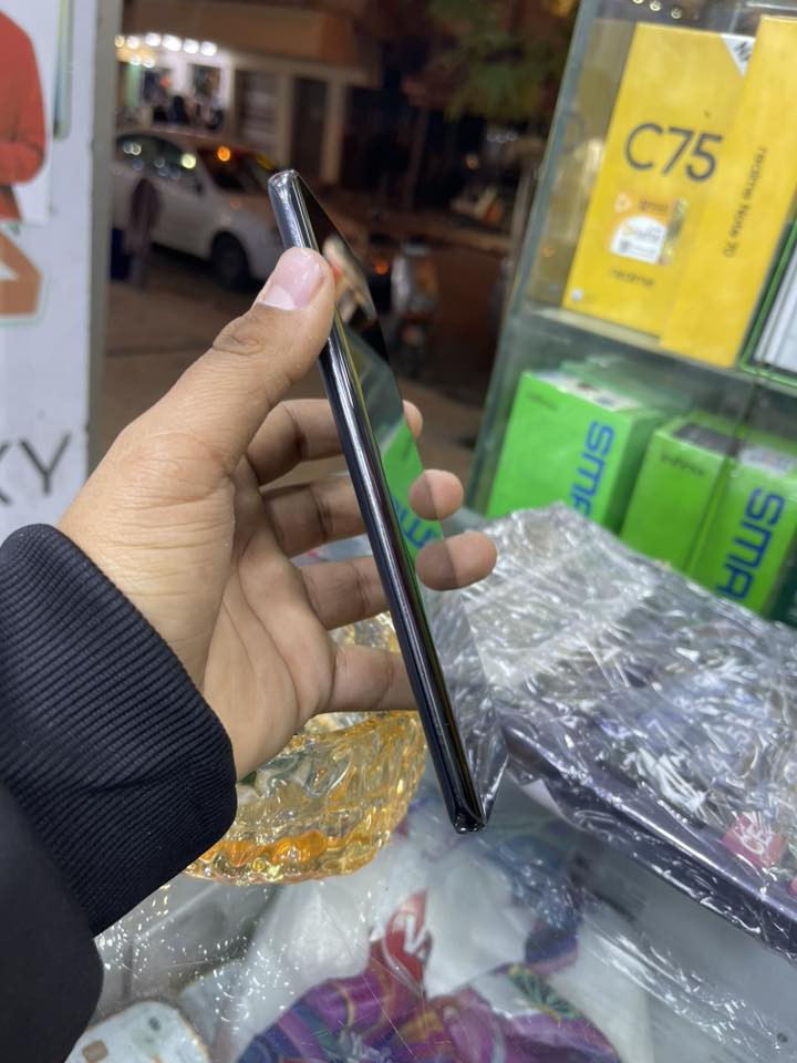 جهاز مستعمل 
هونر X9C 
موصفات:
ذاكره 256 
رام 12 
سعرو :   285 
العنوان موصل - دواسه - مقابيل قوزي الوليد 
((" مكتب كلاكسي للهواتف النقاله ")) 
للاستفسار  :: 
***********
