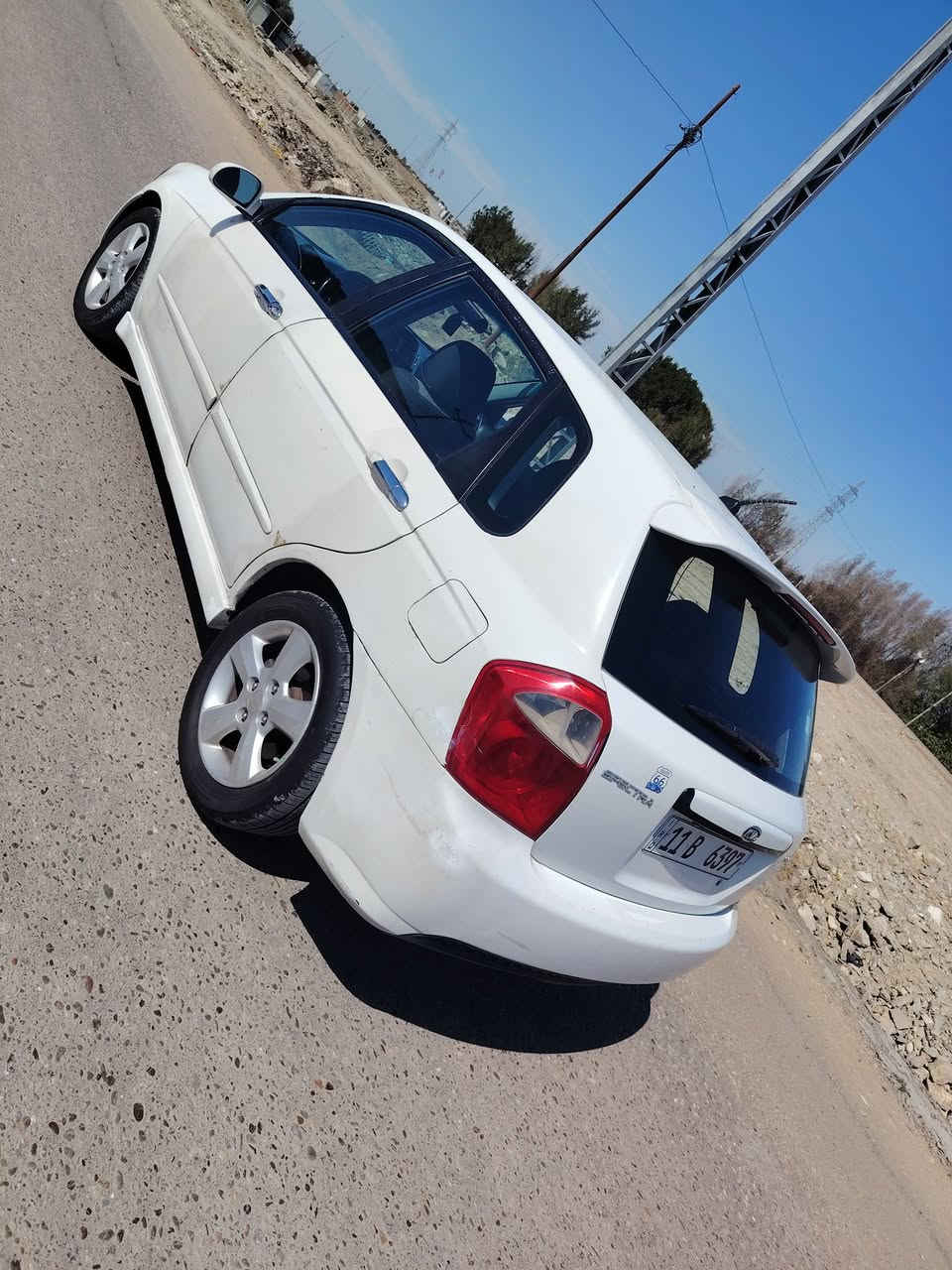 يا الله من رخصة الادمن سبكتره 2008 رقم بغداد إنكليزي مكينه 2000 بيها 3 قطع صبغ فقط رش كير ومحرك حداديه تخم تاير كله جديد تبريد شغال السعر 69وبيها مجال بصيط مكاني بابل قرب سيطرة الآثار رقم الهاتف ***********
