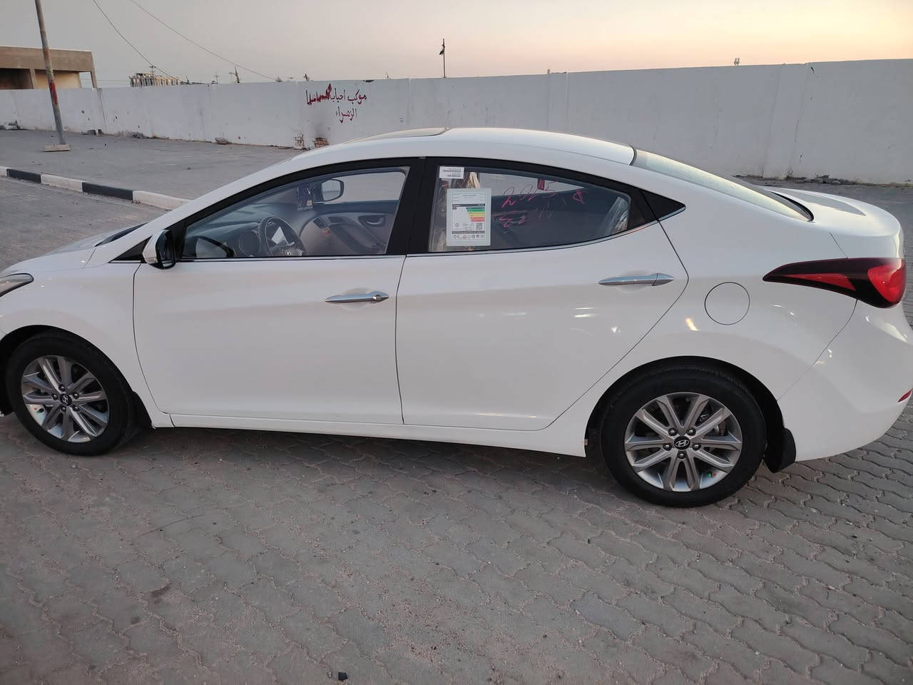 سلام عليكم سياره الانتره خليجي موديل 15 محرك 1800 العنوان بصره السعر 110 الرقم ***********
