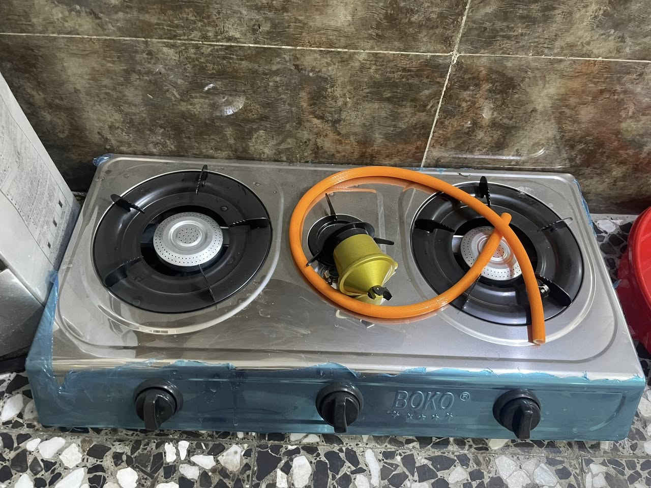 طباخ جديد بالكارتون مامستعمل هوه وياه صونده ومنضم للبيع سعر 55 مكان الشعله بي مجال


**إذا كنت صاحب هذا الإعلان وتريد حذفه لأي سبب، رجاءا أرسل رسالة إلى الدعم الفني**