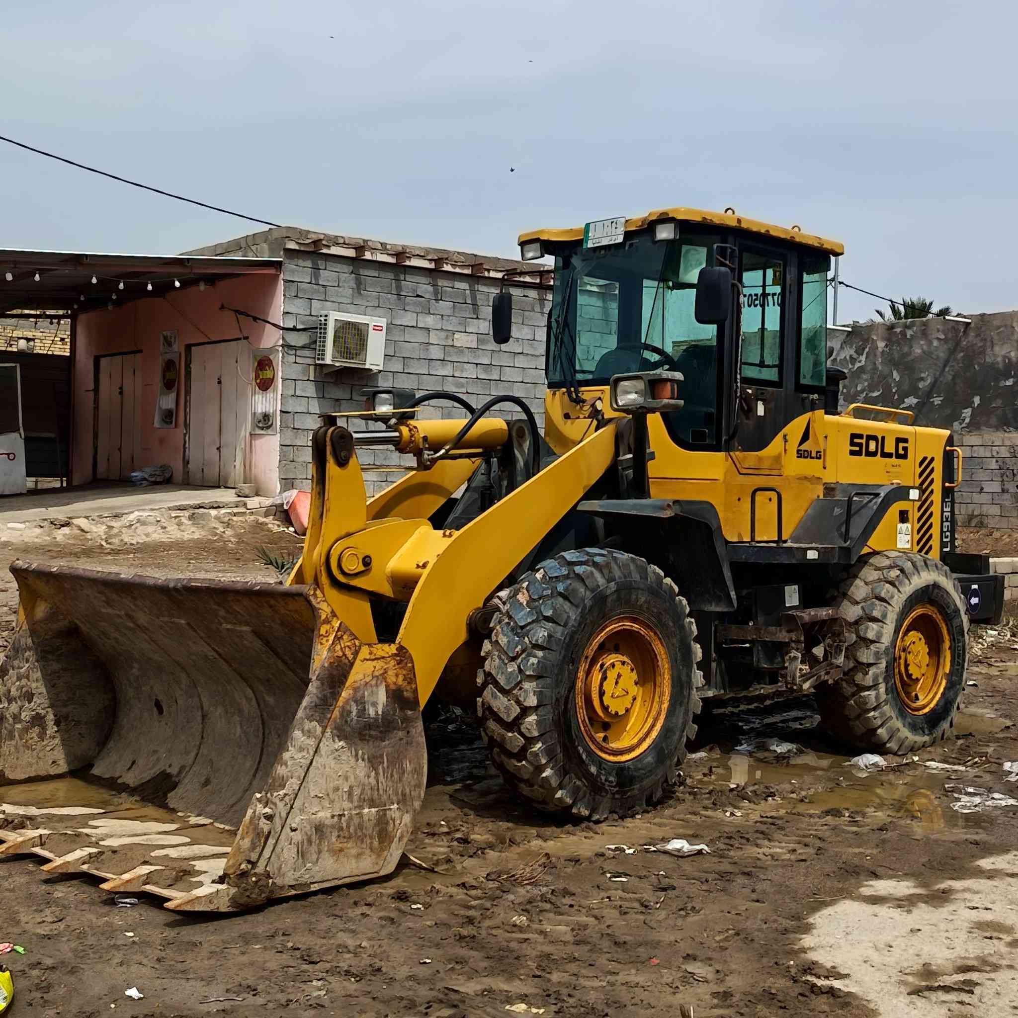 السلام عليكم لبيع الجي درب البحار موديل 2013 رقم ذي قار تحويل كفاله عامه كير ومكينه  واكسل وضع الشركه كفاله لستفسار
***********
