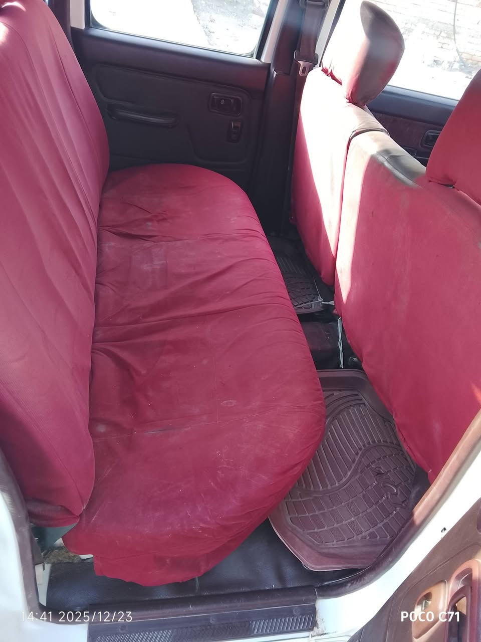 سلام عليكم بيكم نيسان موديل 12مكفولة كفالة عامة  المكان ناصريه  سوق الشيوخ  السعر 130وبيها مجال بسيط الشراي يصتل على الرقم ***********
