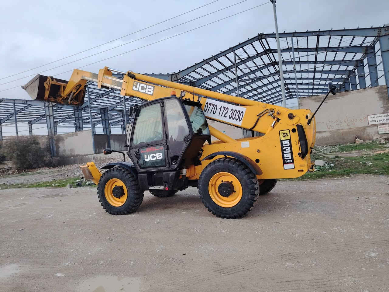 بەناوی خوای گەورەشۆفڵ سڵاید 2004
تایەو ویلی 25
مەکینەو گێڕی زۆر پاکە
ماڵێکی پاکو جائیزە
لە سلێمانییە ژت***********
ژت***********
