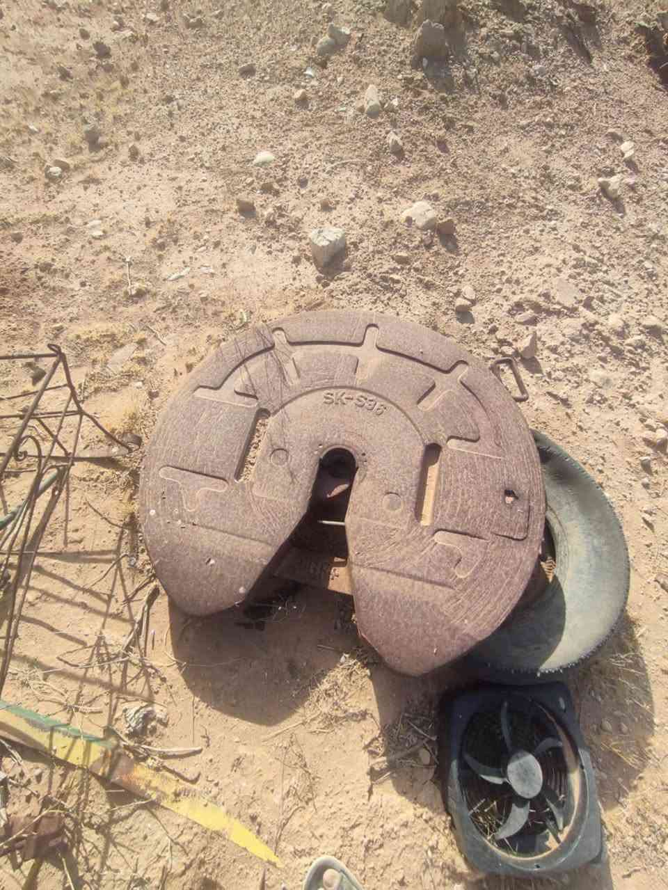 سلام عليكم صينية ودبل شاصي وتانكي للبيع  مكاني القائم  ***********
