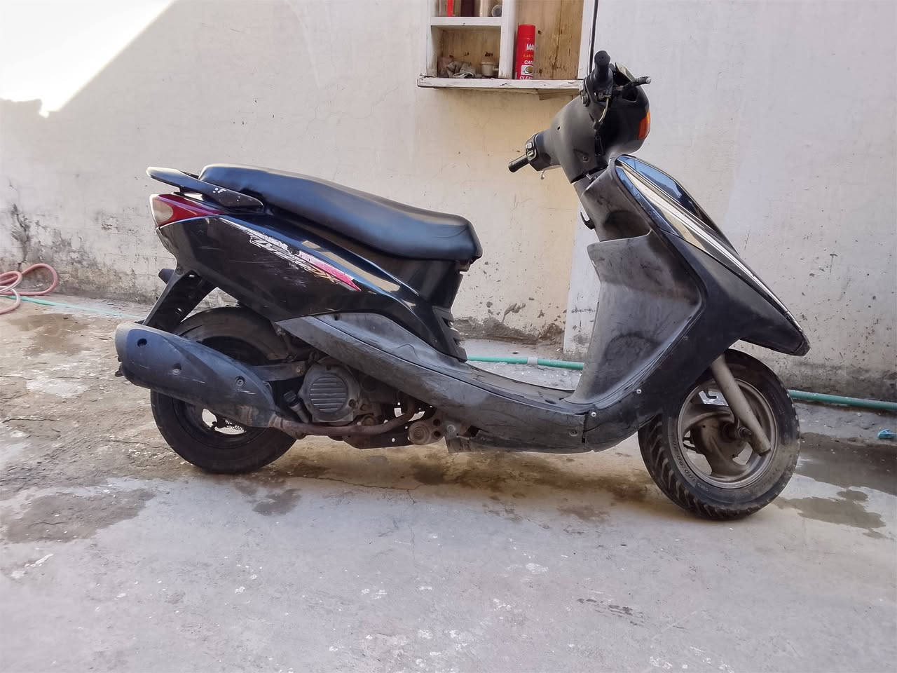 دراجه بريز للبيع 
عنواني بغداد الاعظميه 
دراجه كلشي بيها بلادي 
1- كفرات مختمه اصليه 
2- مكينه بلاديه 
3- كهربائيات شغاله كامله 
4- سلف وهندر شغال 
بيها فقط فطر خفيف سفح ومعالجه 
دراجه مرتبه ومناقصها شي وبلاديه وكفاله 
للتواصل 👇 
***********
