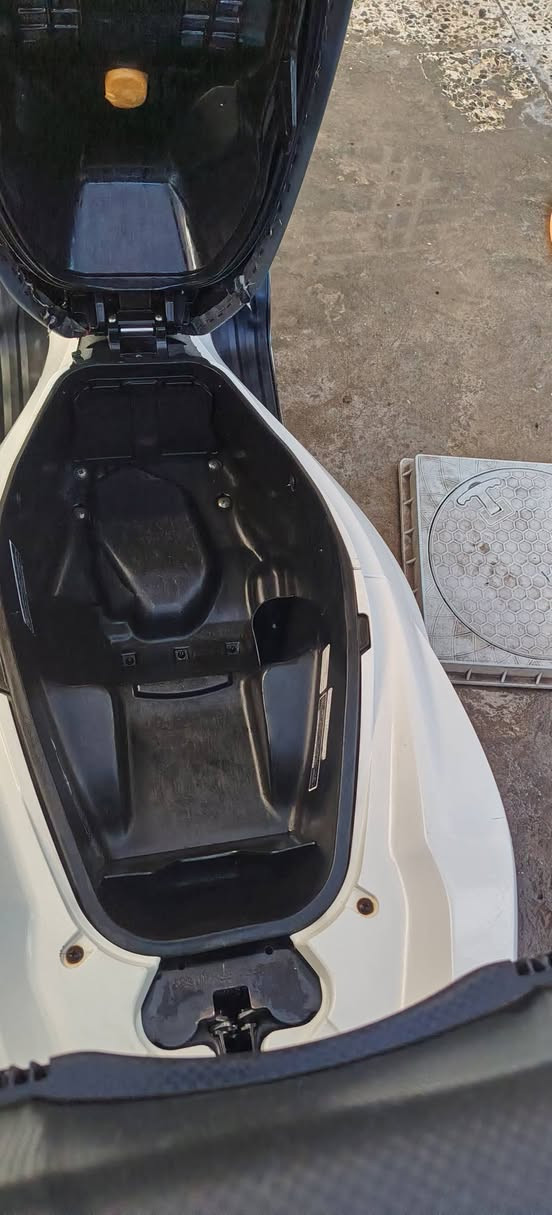 السلام عليكم PCX جيل ثاني مكفوله سعر ١٧٠٠ مدينة الصدر ***********
