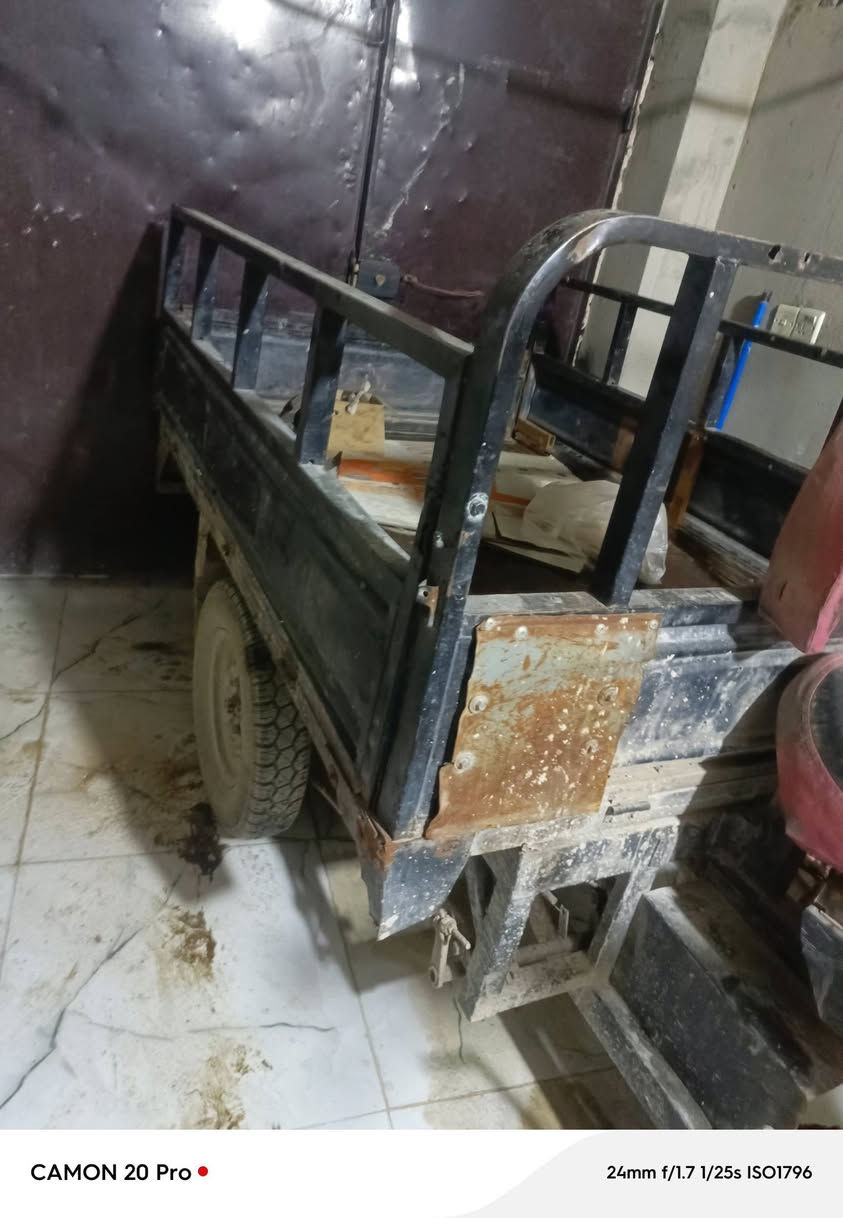 السلام عليكم اخون ستوته للبيع كلك هاي كدامكم تايرات جوبلس وبيه الكير بوكس متفلش بس الي يريده يراسلني وبخدمته كهربائيّاته شغاله واتساب موجود ***********
