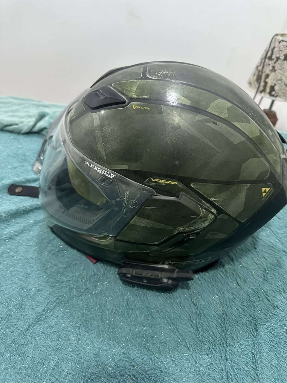 خوذه ايكون battlescare 2 للبيع
السعر ١٥٠ الف 
مكاني البياع

*********** 
موجود واتساب فقط
