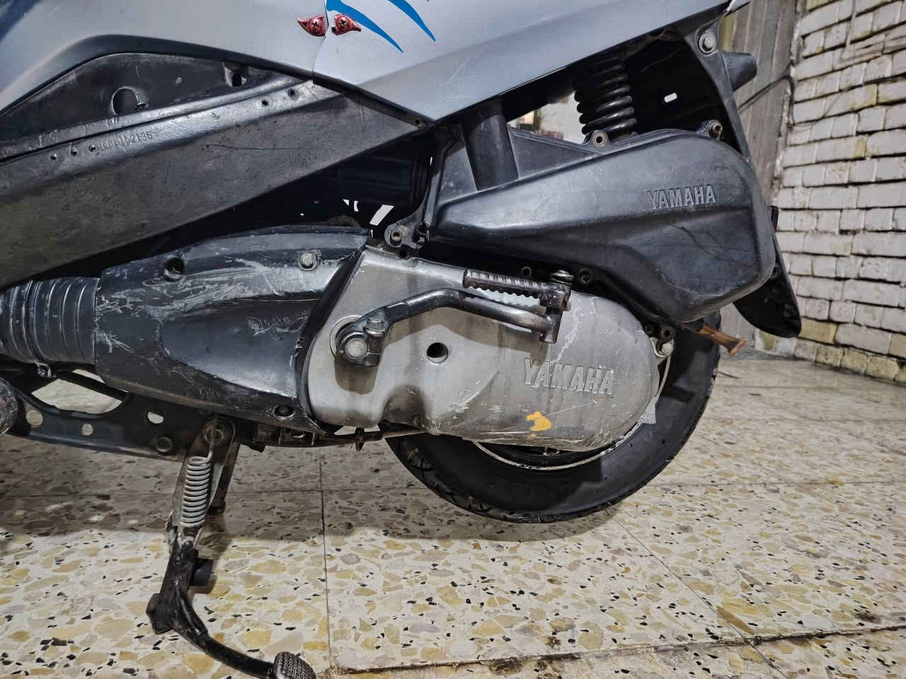 االسلام عليكم دراجة بريز كهربائيات كلها شغالة مكينة دبلات بريك خلفي امامي مكفولة الدراجة يرادلها بس ادامة كلجات السعر 500 مكاني حي اور الرقم ***********واتساب
