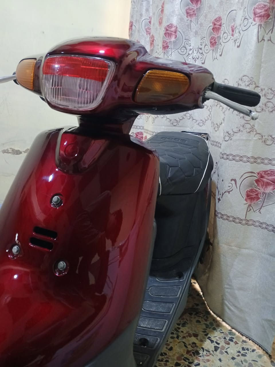 السلام عليكم دراجة بطة 60 ما مفتوحة 
كهربائيات كلهة شغالة سلف هندر ماعايزهة شي السعر 350


**إذا كنت صاحب هذا الإعلان وتريد حذفه لأي سبب، رجاءا أرسل رسالة إلى الدعم الفني**