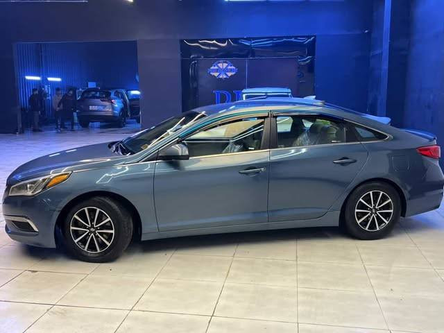 السلام عليكم سوناتا ٢٠١٥للبيع امريكي  حادث ٣ قطع جاملغ خلفي وباب وبنيد بدون دواخل جاهزه السياره على اخر حبايه رقم كربلاء الدولي الجديد بأسمي 
مواصفات نص شاشه كامره حساسات تحكم جهتين 
ماشيه 130 الف مايل مابيهه كل نقص جاهزه السياره
تبريد تدفئه كل نقص مابيهه السعر 117 وبيهه مجال قليل
للأستفسار***********
