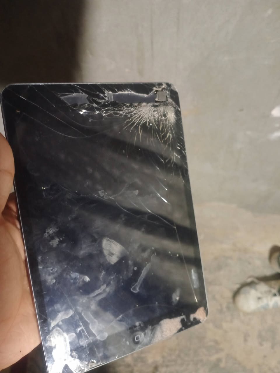 شغال بس شاشته شوي مكسره بس مابي شي 25 قفل صيني


**إذا كنت صاحب هذا الإعلان وتريد حذفه لأي سبب، رجاءا أرسل رسالة إلى الدعم الفني**