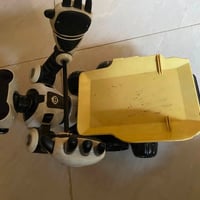 روبوت • شغال • بدون ريموت