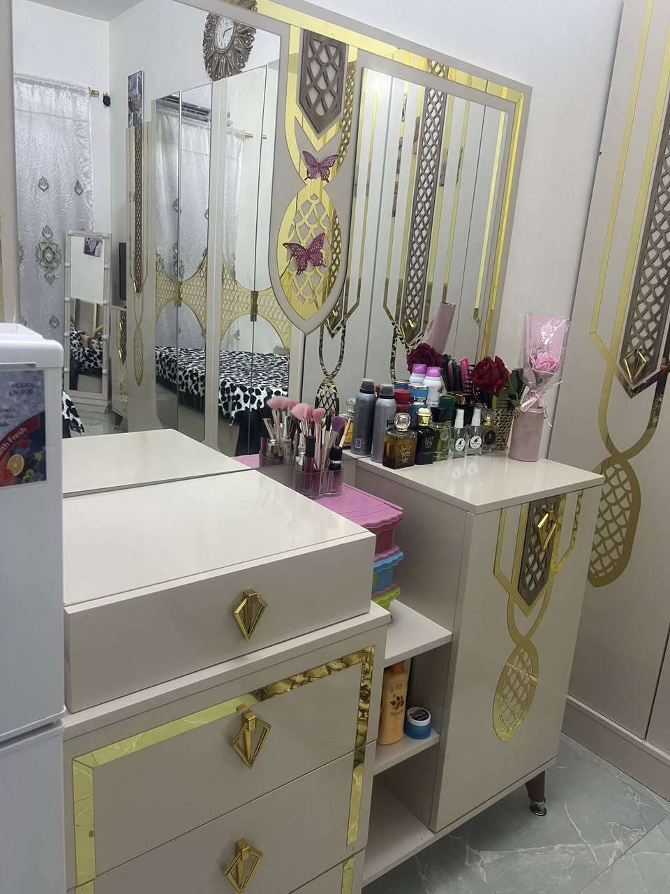 غرفه تركيه 10 قطع نضيفه هاي كدامكم سعره 800بيه مجال بسيط مكان فلوجه


**إذا كنت صاحب هذا الإعلان وتريد حذفه لأي سبب، رجاءا أرسل رسالة إلى الدعم الفني**